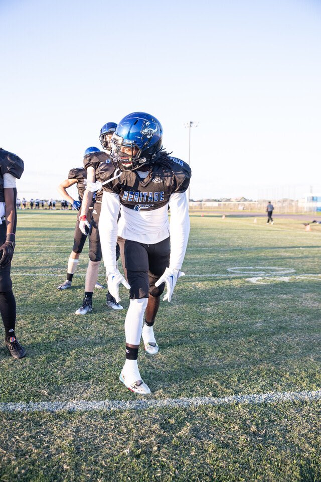 kiing_1kk's tweet photo. Blessed to receive another offer from the university of northwestern I’m very grateful🙏🏿 @coachboom26 @unwfb @coachainsley @Coach_Benson9 @WEBCMD9130 @ScottRaymond7 @unweagles https://t.co/UnfE1tEuht