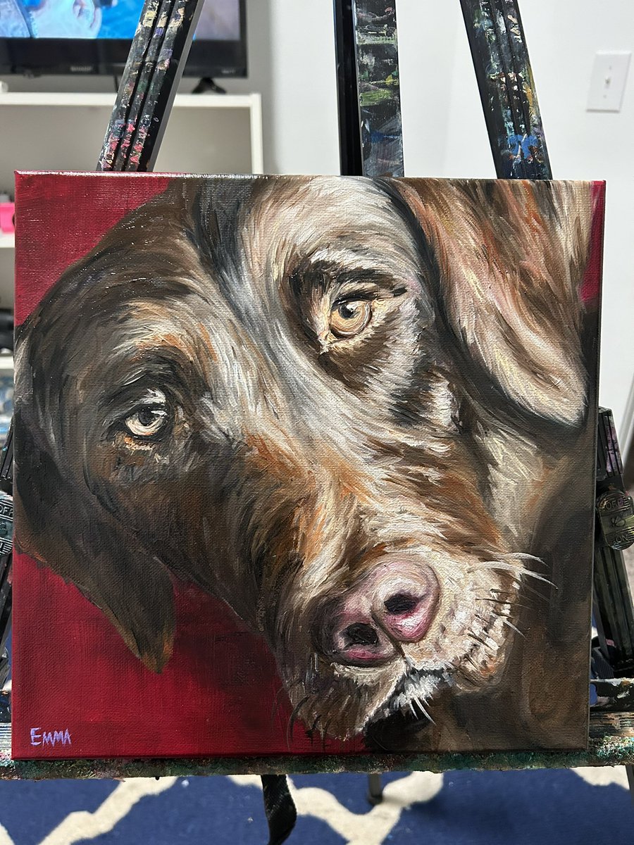 MsFernelius's tweet photo. Sometimes when you are in the middle of something you can’t picture the ending. But you just have to trust the process. Finally finished a Christmas present! #petportrait #mansbestfriend #artist https://t.co/fgPYz1LSmY