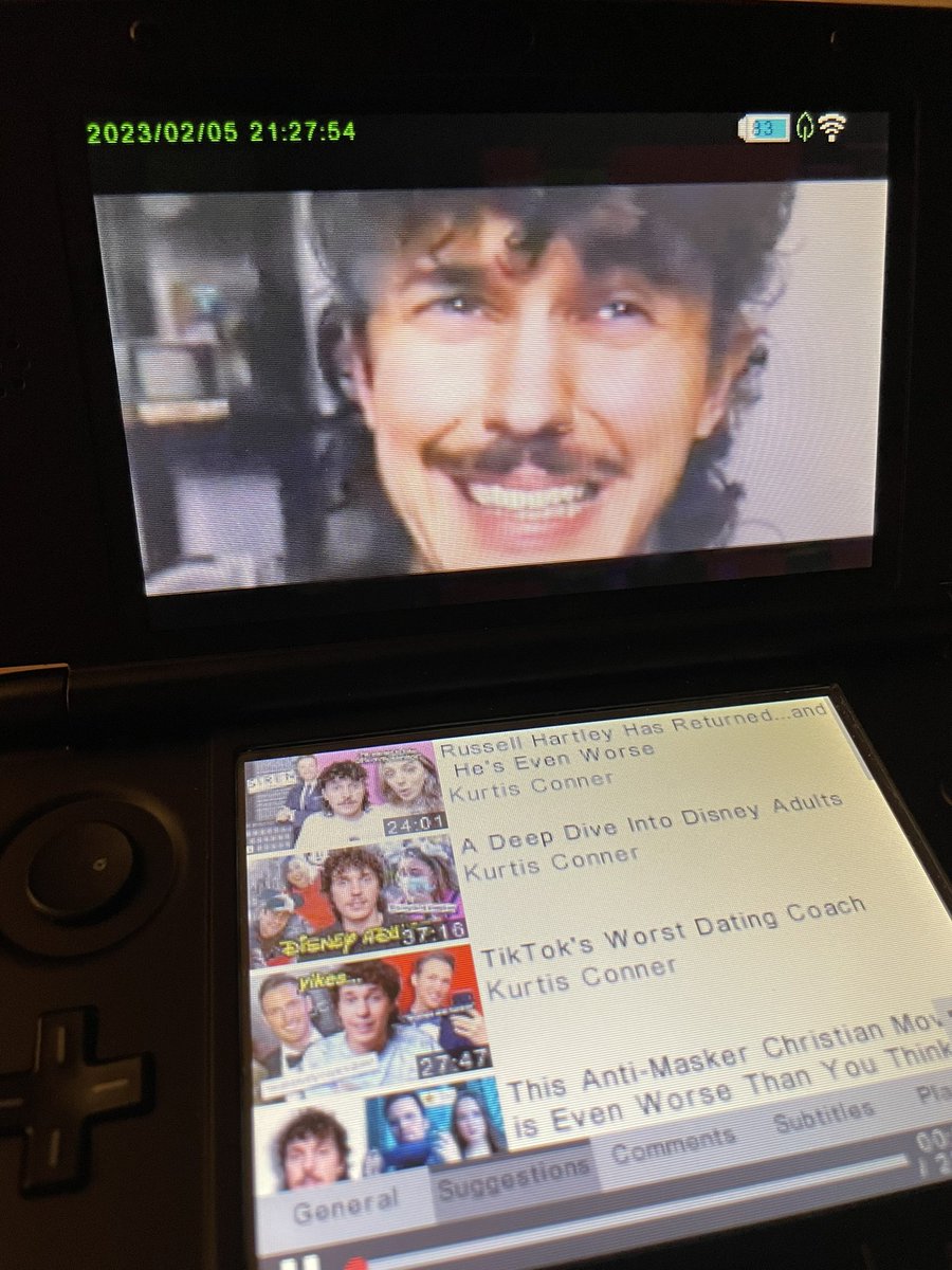 Iemontoe's tweet photo. currently watching @kurtisconner on a 3ds https://t.co/veS1tZ9Qog
