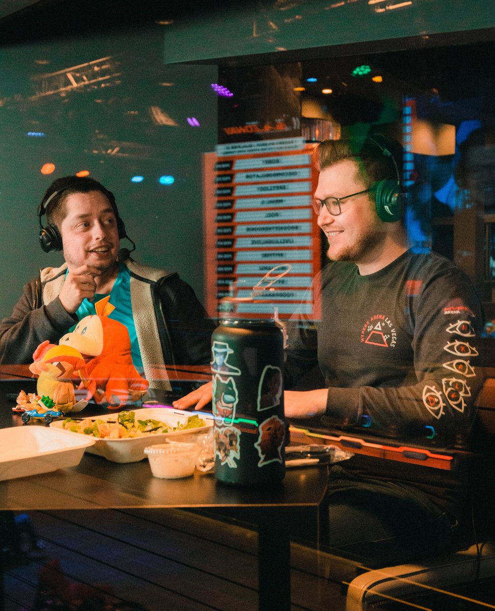 HyperXArena's tweet photo. Watch Saturday Night Speedway LIVE 🛣️✨
🔴 https://t.co/USKQeaeqfl
🎙️ @Vanni951 @Ridingmypidgey
🍹 $5 Happy Hour | 10PM-Closing
#GamersLiveHere #LasVegasEvents #GamingArena #LasVegasThingsToDo #VegasStrip #LuxorLV #MarioKart https://t.co/5TB1AfGttx