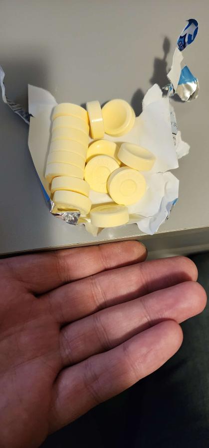TheChickenWrap's tweet photo. @SweeTARTSCandy are you trying to dump all the yellow ones on me because you hate me or something? https://t.co/P5AdNKbA8e