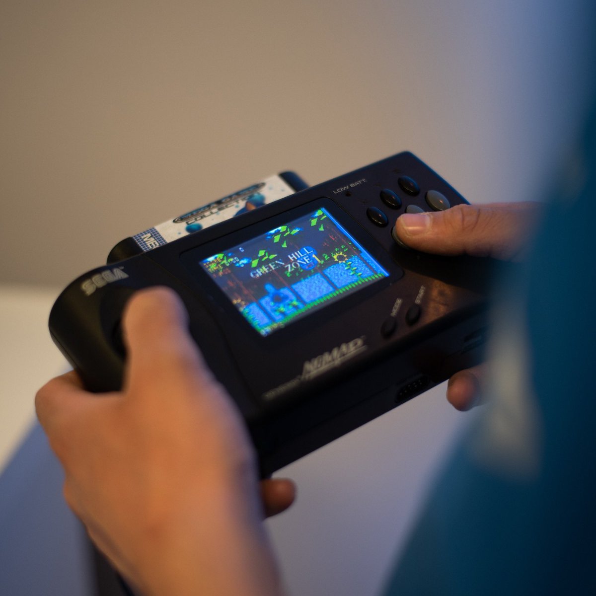 espaciotecbb's tweet photo. Oh.. Handhelds.... cual fué o es tu favorita? #espacitec #computermuseum #retrocomputacion
#handheld #sega #nomad #nintendo #gameboy #atari
#lynx https://t.co/84PjGQskcE
