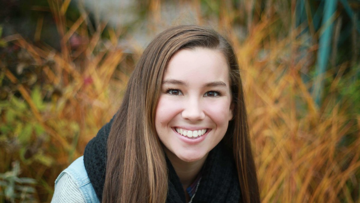 xSavexYourself's tweet photo. Molly Tibbetts was assaulted and murdered while jogging.  Having pepper spray on you at all times is an absolute necessity.  Click to get yours: https://t.co/10p7z34RQi https://t.co/NQdTBElWSL
