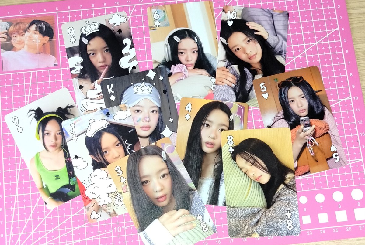 yajcart's tweet photo. 💌 #cleomsim
— prio page is home na sa wakaaaaas T___T caloy certified hanni tulog haver !!! :D thank u for packing her safely :(( I REALLY LIKE THE FREEBIES HAHAHAHAHA bang pd talaga prio ko ><

[ @6960bns #6960proofs ] https://t.co/EgGfTNvJHY