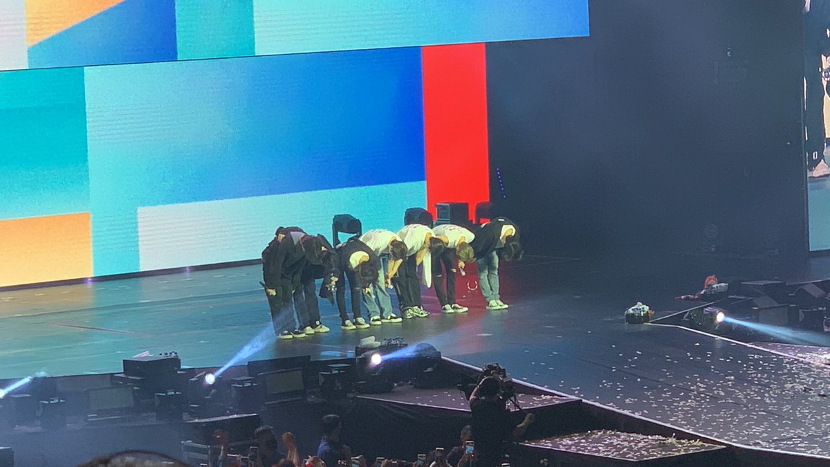 hee_youthere's tweet photo. CARYS SAW ENHYPEN🧡
02.04.23 https://t.co/pgdndY2KgP