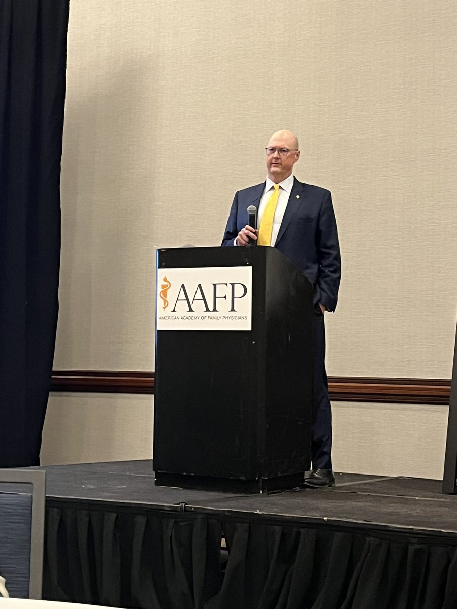 tilimd's tweet photo. Engaging time during the “Gender &amp; Negotiation Workshop”during the @aafp #wintercluster Determining next steps to overcome the pay gap for women. #payequity https://t.co/PxdXpDNomT