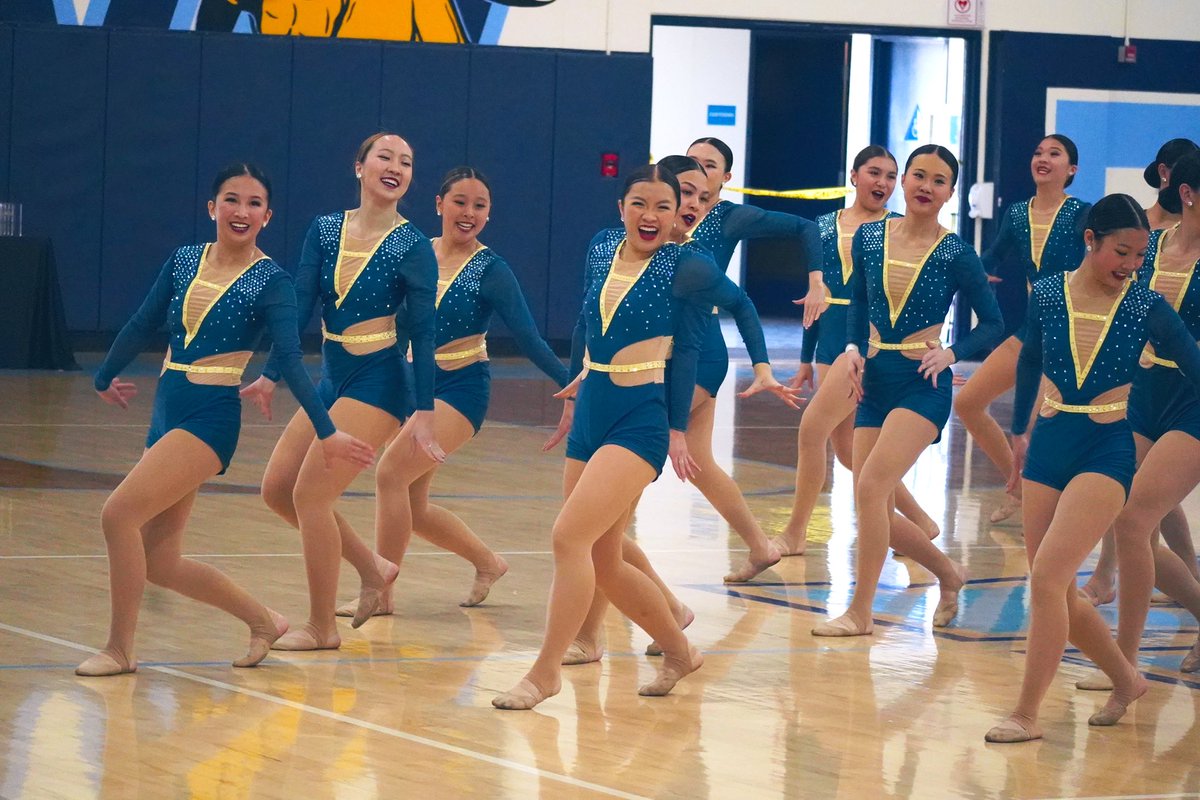 RyanJMaine's tweet photo. 🏆 WCE Walnut Grand Champs!
Congrats @walnuthsdt on an amazing day today!
Way to represent and shoutout to our coaches @audreyyycamille & Florrie Ku for hosting on our campus today.
#WalnutPride | @WVUSD_Tweet https://t.co/HVTBfMjNd3