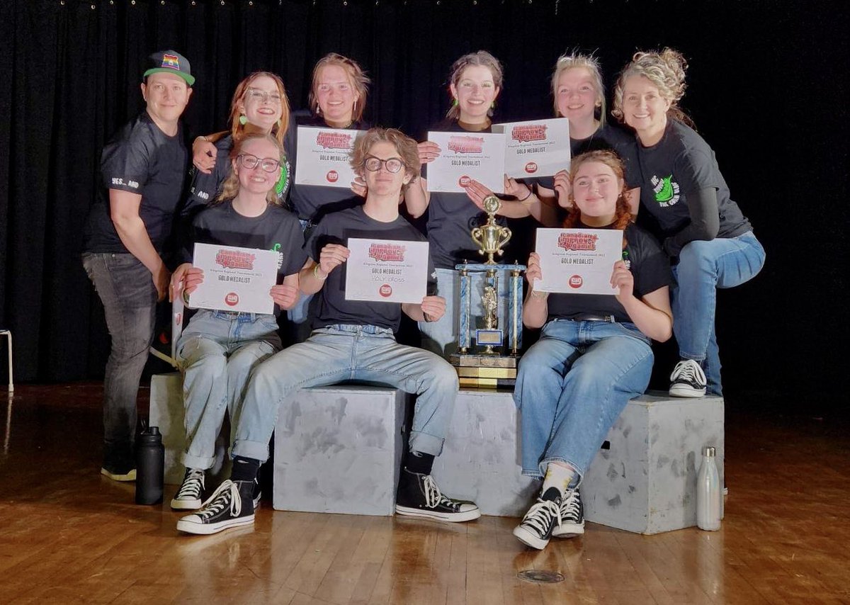 hcarts_'s tweet photo. HC Green Beans Improv Team - #1🏅 at the Canadian Improv Games Regional Tournament Finals tonight! We are so proud of you 💚The team advances to Nationals in Ottawa in April! Thank you @CanadianImprov for the fantastic experience you provide for these kids 🤩 https://t.co/D6ecU8cXvv