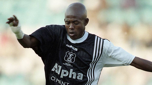 GugulethuBranch's tweet photo. 🥳 𝗛𝗔𝗣𝗣𝗬 𝗕𝗜𝗥𝗧𝗛𝗗𝗔𝗬 🎂
📆 Today February 5th, 2023
☠️ Steve Lekoelea 🇿🇦
📝 May you see many more years of good health, Gugulethu Branch wishes you an AWESOME day 🎉
#️⃣ #GugulethuBranch #WCRegion.
🏴‍☠️ #UpTheBucs #OnceAlways 🖤🤍♥️⭐ https://t.co/rHaTU3RuXf