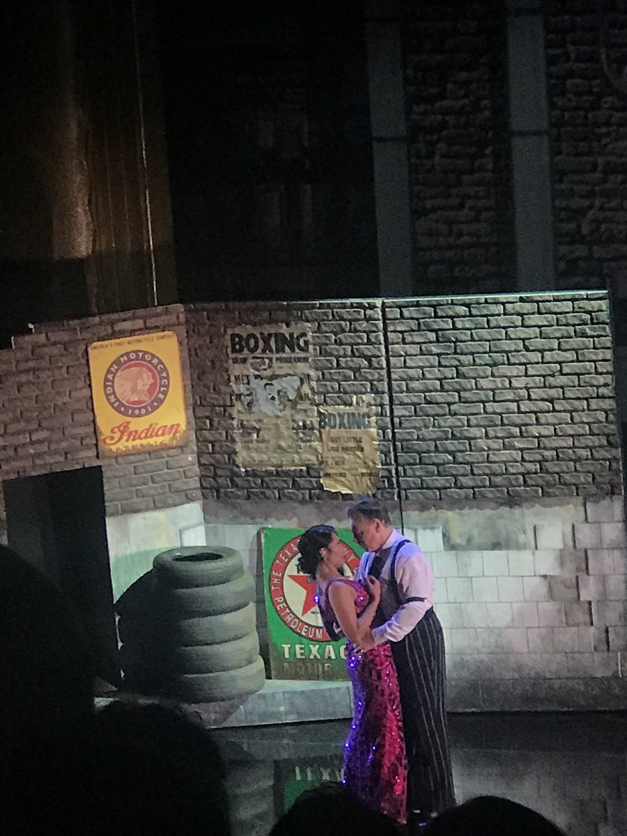YFbessing's tweet photo. Nonton Konser @Anggun_Cipta dalam bentuk Opera, Drama Musikal Al Capone di Paris Folies Bergere.
Nonton Konser Musik Anggun aja sudah amazing, Apalagi liat Anggun akting dan nari sambil nyanyi. Buagussss buangeeettttt

❤️❤️❤️❤️ https://t.co/YLbUCvSuyR