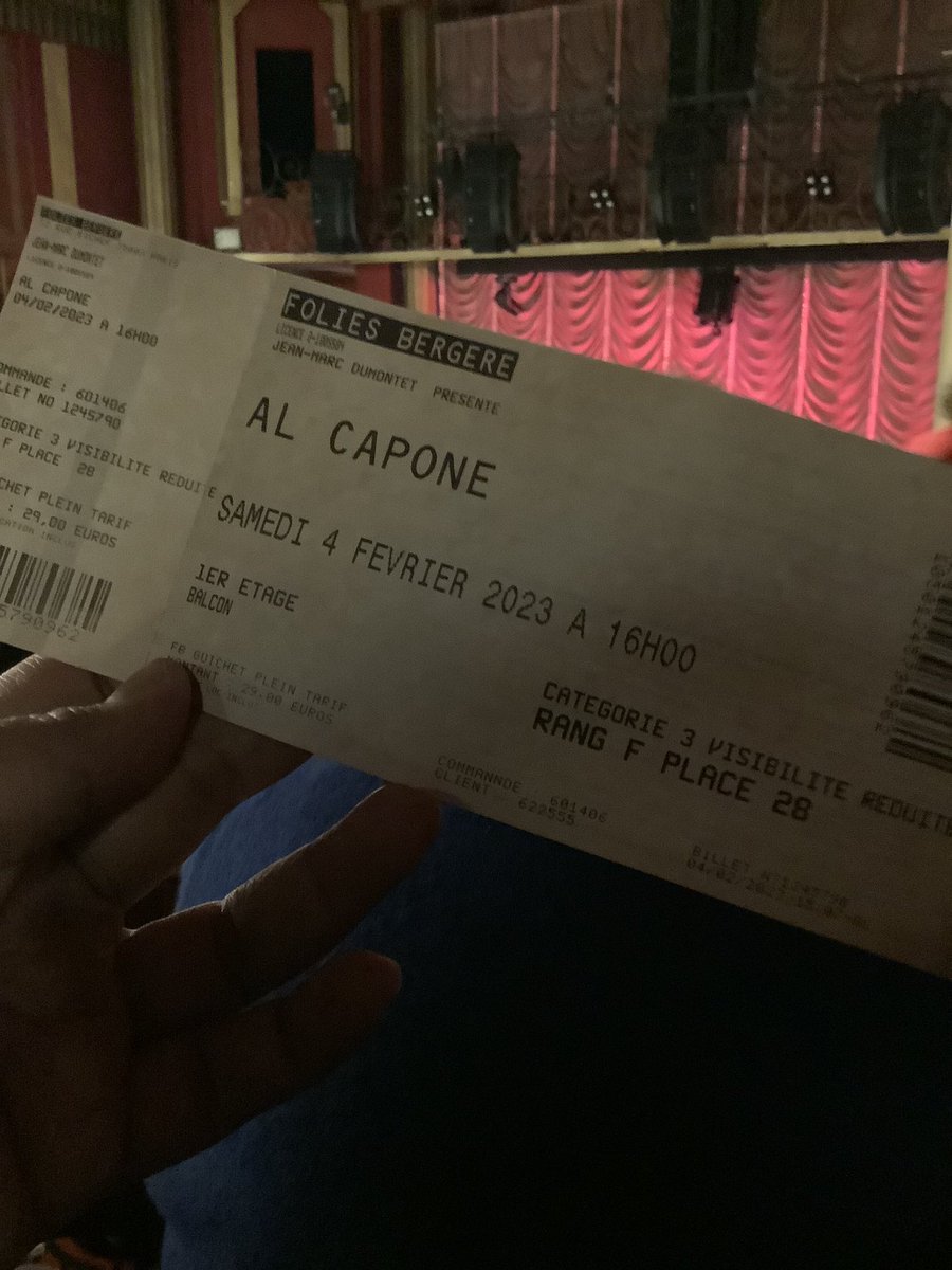 YFbessing's tweet photo. Nonton Konser @Anggun_Cipta dalam bentuk Opera, Drama Musikal Al Capone di Paris Folies Bergere.
Nonton Konser Musik Anggun aja sudah amazing, Apalagi liat Anggun akting dan nari sambil nyanyi. Buagussss buangeeettttt

❤️❤️❤️❤️ https://t.co/YLbUCvSuyR