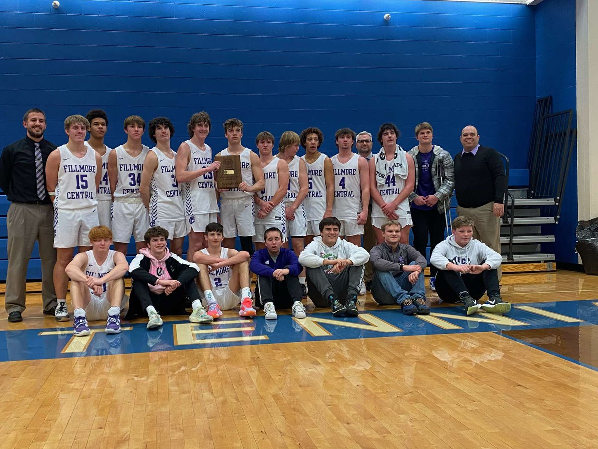 FCPantherBBall's tweet photo. Congrats to the boys on defeating David City 46-45 in overtime and winning the Southern Nebraska Conference. The boys showed a ton of grit and determination. 8 Panthers score tonight led by Ke. Theobald with 15 and Asche with 10. #nebpreps https://t.co/12c4A3JlsB