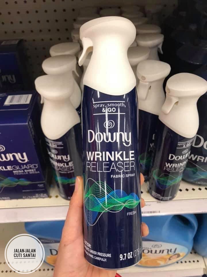 JalanCutiSantai's tweet photo. Ini lah benda yang paling penting untuk dibawak untuk yang jenis kaki travel.

Sembur sahaja dekat baju tak sampai 5 minit hilang kedut tau! Tak perlu pun guna streka atau iron, buat penuh luggage je kan. so boleh je guna downy ni. Bau pun wangii gilerrrrrrr! https://t.co/92HH9WSkyU