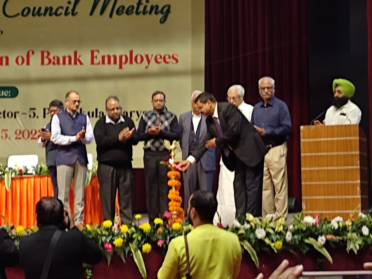 Chandra52641196's tweet photo. NCBE General Council meeting at Panchakula. Com Bandlish, Com CHV, Com Debashish BEFI and Com O P Sharma graced the occasion https://t.co/I3AGY7TyI2