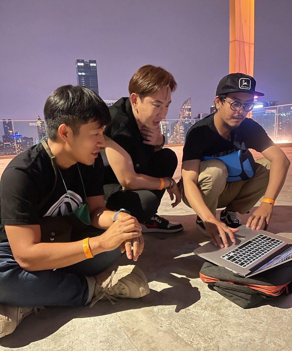 SupattraAe1's tweet photo. มิตรภาพที่ไม่มีวันจาง🥰 เห็นแบบนี้แล้วก็นึกถึง 4+1 จังเลย😍
Cr.admin open chat Pat Power Pat 
#แพทพาวเวอร์แพท #patpowerpat https://t.co/nPQvqEQ6gC