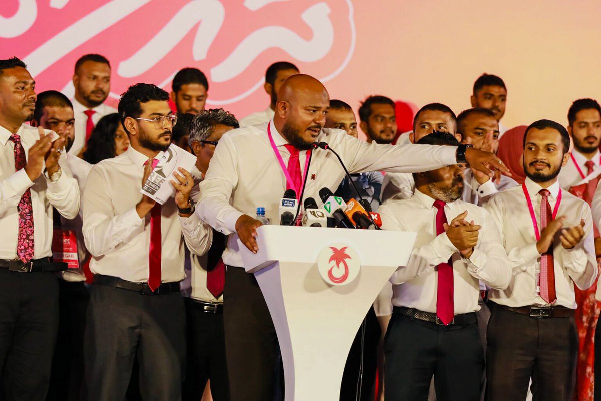 EarlJal's tweet photo. Magenta Force in full swing
HOPE Conference akee feshumeh,
Ninmaanee RY verikamah genes. IA
#RY2023 #FreePresidentYameen #HOPEconference https://t.co/aDVAcqW8jB