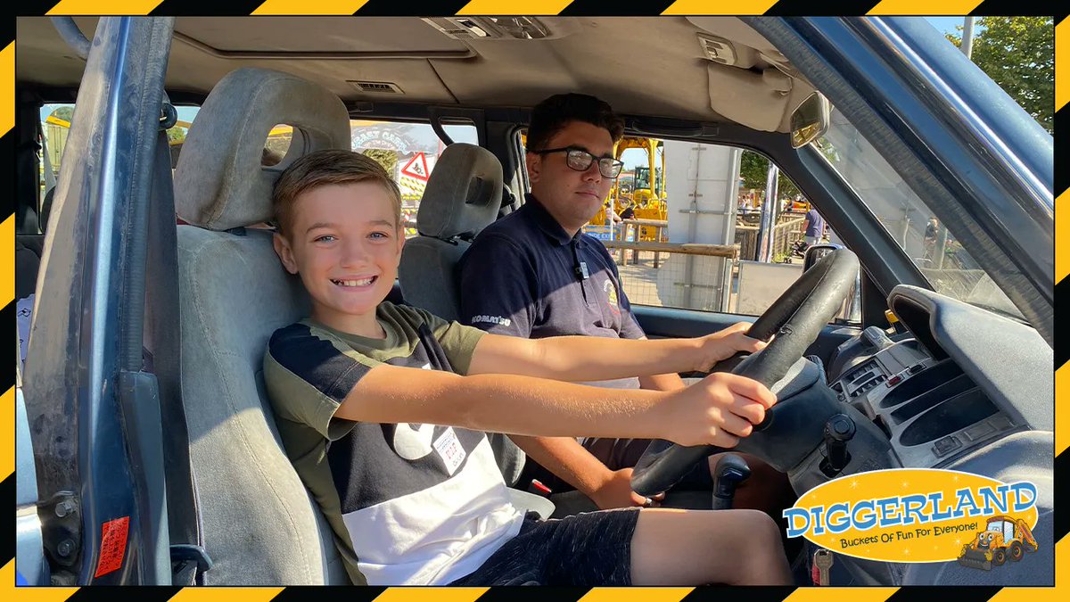 Diggerland_UK's tweet image. If your kids are over 140cm tall and under 17 years old, they can get behind the wheel of a Mitsubishi Pajero and go for a joy-ride around! Find out more about our Joyrider drive here: 
buff.ly/3Bjq4w0 

#YoungLearners #DriveYoung #YoungDriverExperience