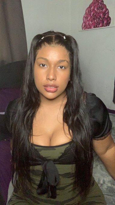 What&rsquo;s poppin? https://t.co/Tpn3YCLvtQ