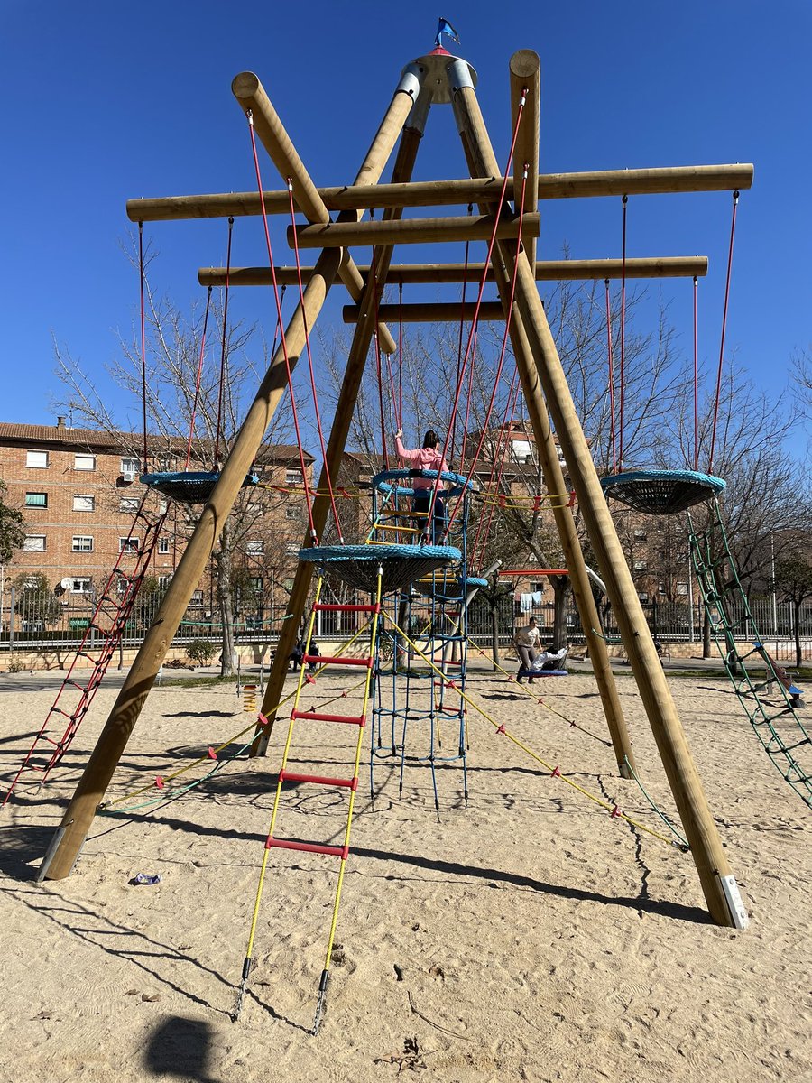 JESUSFABIAN2's tweet photo. Genial mañana en las nuevas instalaciones del #Parque #LaRincona en #Puertollano lugar perfecto para los niños y para hacer #deporte #bicicleta tomar el sol en sus bancos o charlar con amigos, a 20 minutos andando de cualquier lugar de la ciudad… https://t.co/Bj0faBysRI