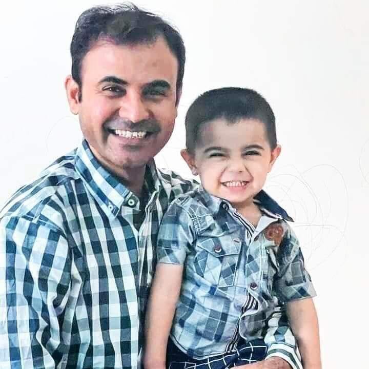 BhattiHalar's tweet photo. #ReleaseMajidHyderi 
ماجد حيدري پرامن سياسي ڪارڪن آھي ڪنهن به شھري کي کنڀي گم ڪرڻ ۽ تشدد ڪرڻ خود رياستي قانون جي خلاف ورزي آھي, اهڙي اجازت قانون ۾ ڪٿي به ڪونهي، انجنيئر ماجد حيدري کي جلد آزاد ڪيو وڃي. https://t.co/loT1VozBFK