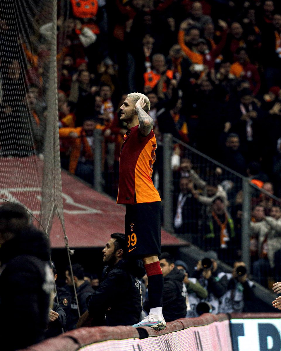 heroglu06_'s tweet photo. Çıkar bizi bu cendereden iki gözüm😍 https://t.co/sKvL5jl2IZ