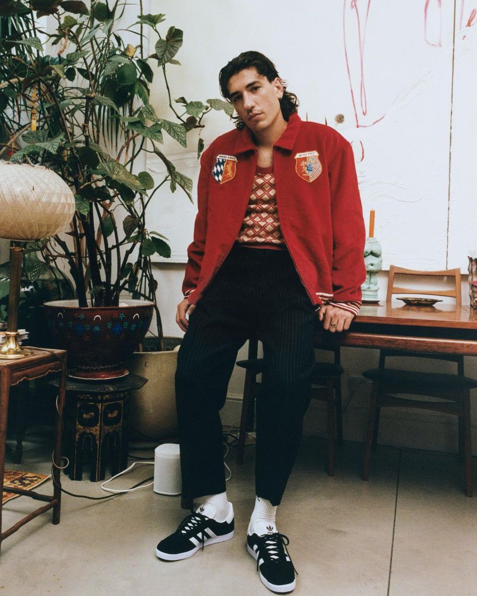 coldestkits's tweet photo. hector bellerin
best dressed
@HectorBellerin
#hectorbellerin #bellerin #football #fashion #coldestkits https://t.co/scTJ7fzFSk