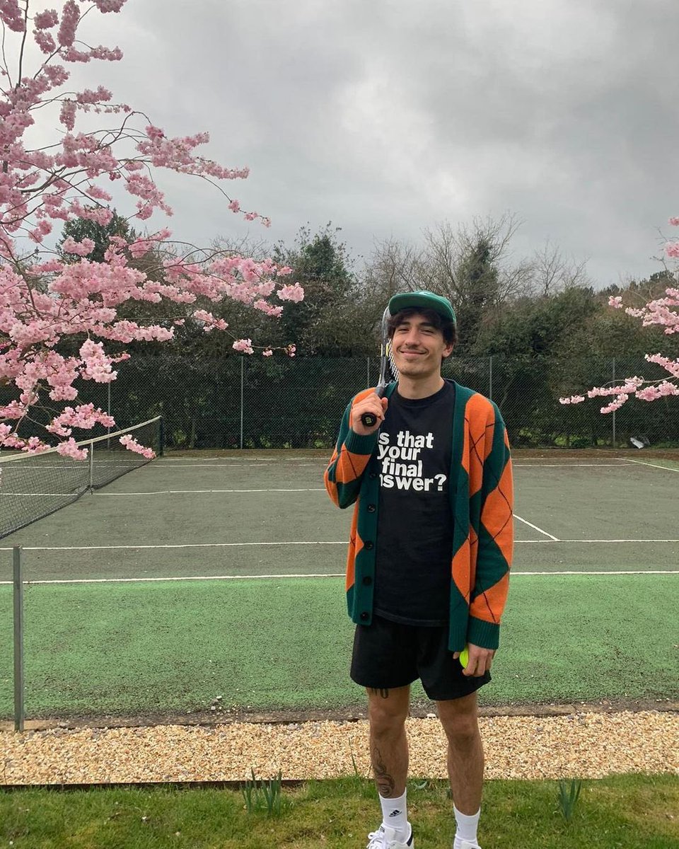 coldestkits's tweet photo. hector bellerin
best dressed
@HectorBellerin
#hectorbellerin #bellerin #football #fashion #coldestkits https://t.co/scTJ7fzFSk