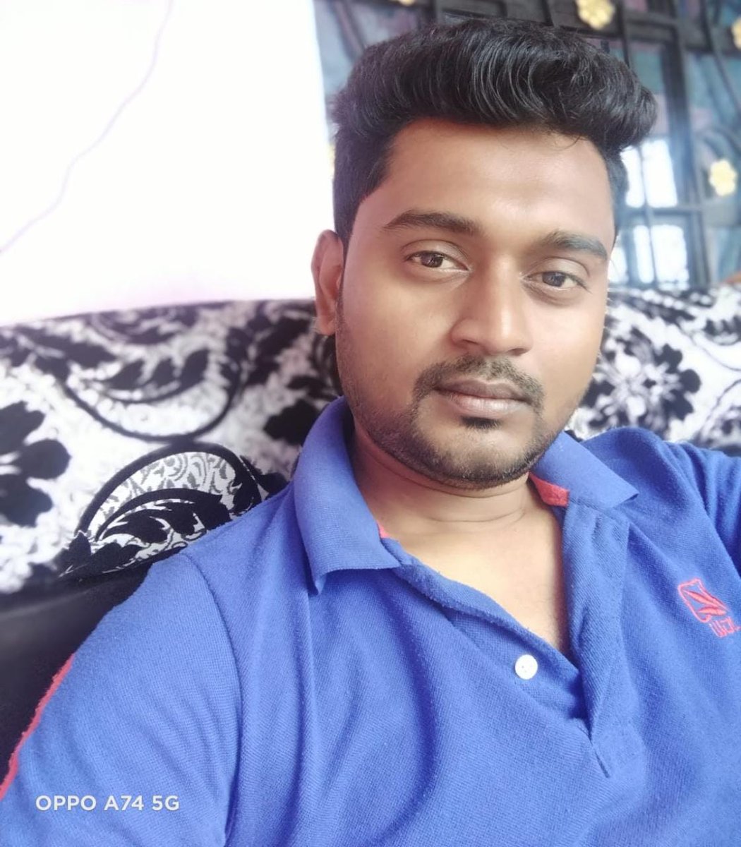 Samrat_molla_'s tweet photo. Sometimes even a known person
Sometimes it feels strange and unknown https://t.co/F6Wyeih2Eo