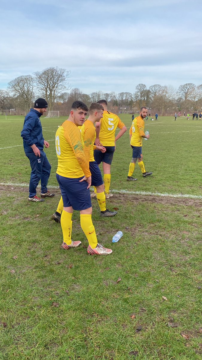 3-2 lions at half time we just love going 1-0 down 🤌🏽