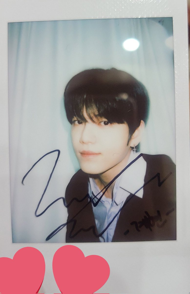 Pogeun_vr's tweet photo. 폴라 주러온 계혀니 고마와요 
영상이 잘 찍혀서 올리고 싶었음.... 예쁜 계혀니 같이봐요...... https://t.co/uK3Y2lMik6