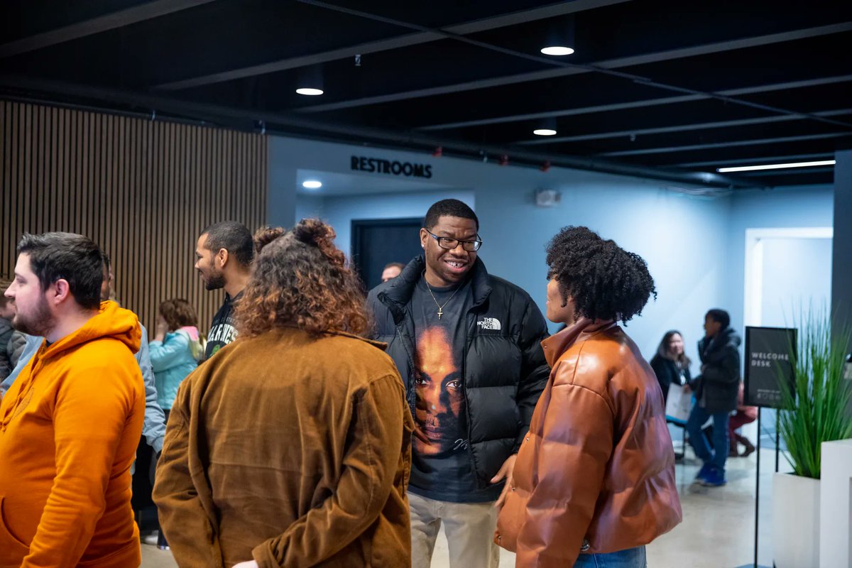 lhtchurch's tweet photo. We can’t wait to see you today! It’s LHT Connect Sunday! 🎉 We will see you after the 9:00AM and 11:00AM services. 

9:00AM 
11:00AM
7:00PM (online only) 

#church #newjersey #newjerseychurch #community #family #friends #SundayFunday https://t.co/Rv3EWwra4r