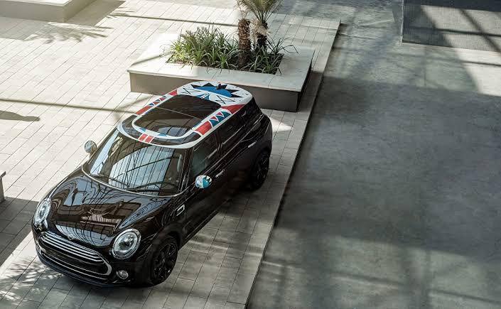 Phindile_Rsa's tweet photo. I swear nothing beats taking a long distance drive in this beauty. #MiniSunday https://t.co/fBZR14CFMB