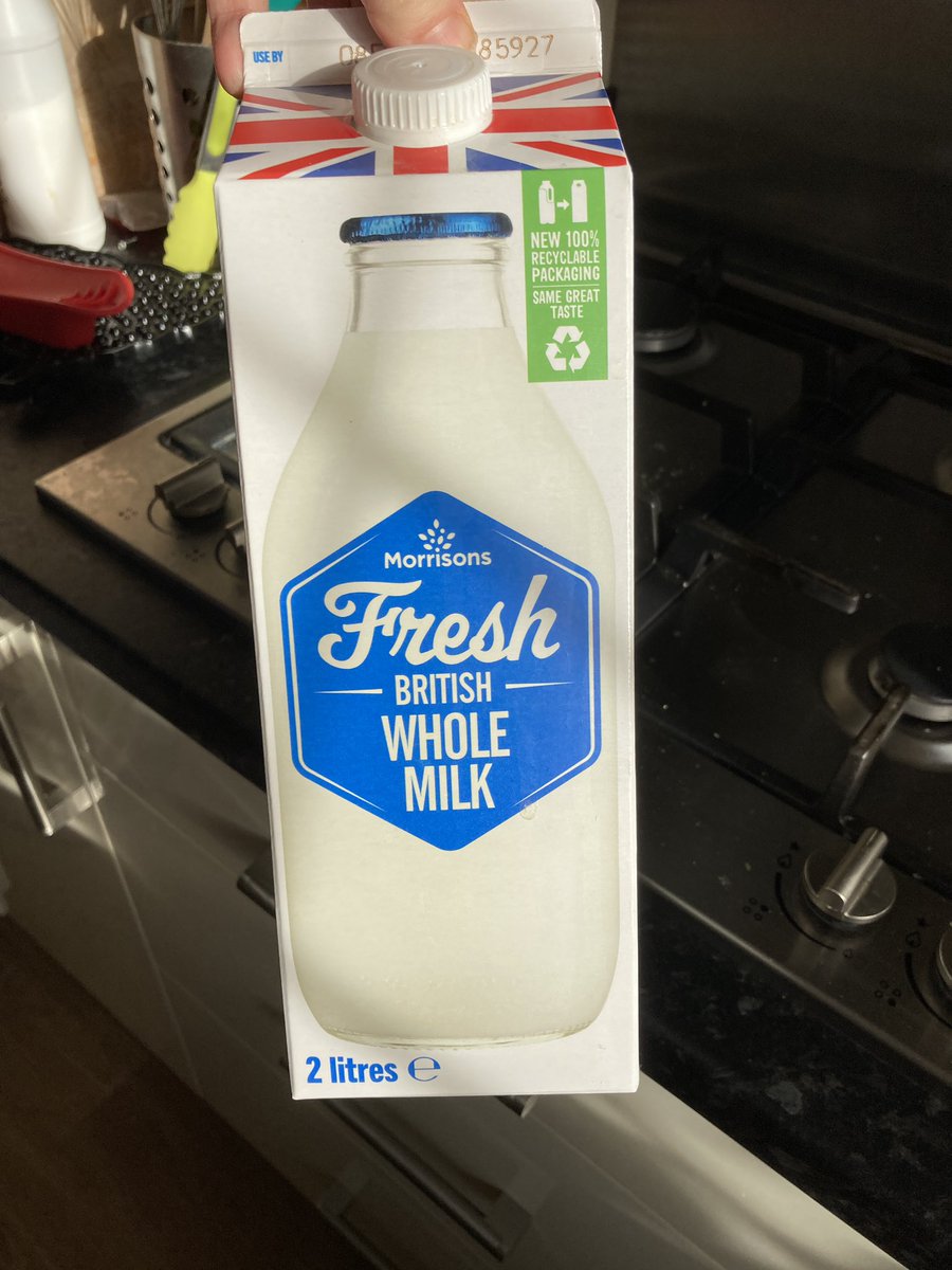 kat_j2010's tweet photo. @MorrisonsNews @Morrisons hi, any reason why your cartons of whole milk are not suitable for the under 5’s compared to the plastic bottles? Thanks https://t.co/uTqJ34bObZ