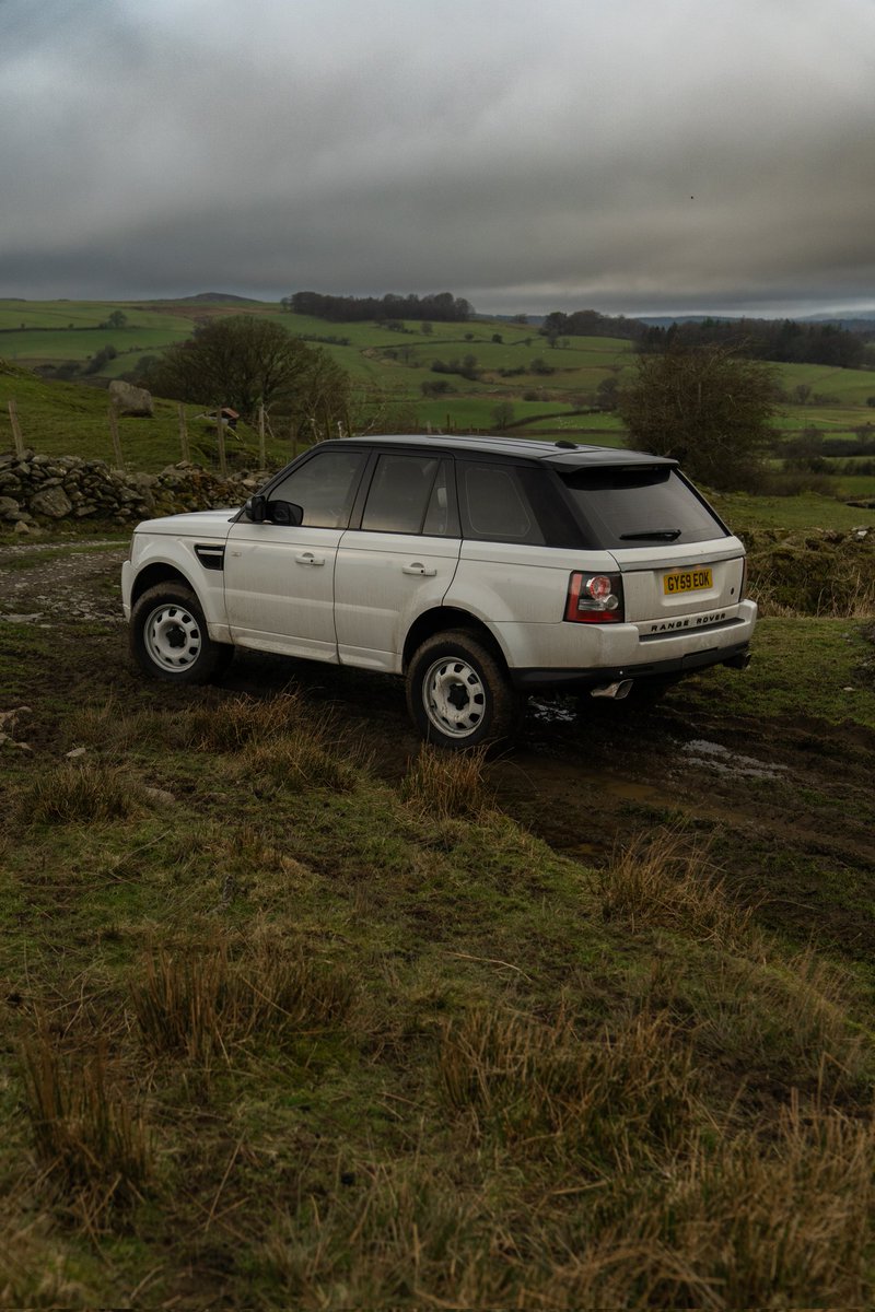 landroverpa's tweet photo. The #L663 #AllNewDefender steel wheels & tyres ride & function well
#LandRover #L320 #RangeRover #RangeRoverSport #landroverphotoalbum #inkyenston #landroverevolved #Snowdonia https://t.co/A2RqlQxAqT