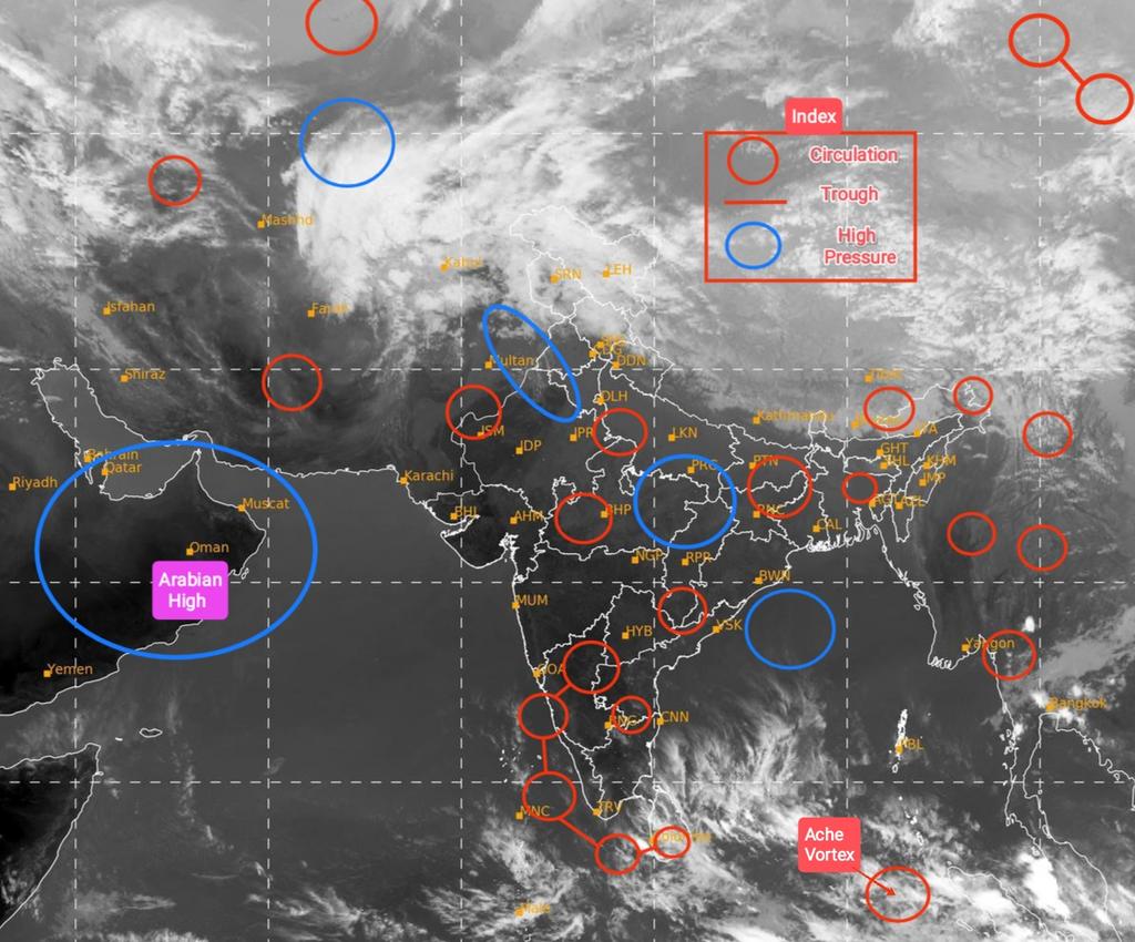 CycloneAnalyser's tweet photo. #DailyWxReport
Due to active ITCZ isolated heavy showes occurred in #Srilanka yesterday.Amounts (mm)
#Sabaragamuwa
Laksakanda - 76
#Northcentral
Angamedila - 56
Bakamuna - 55
Isolated heavy shower will continue mainly in the SW part of the country for the trough low. https://t.co/umEceJ2nEy