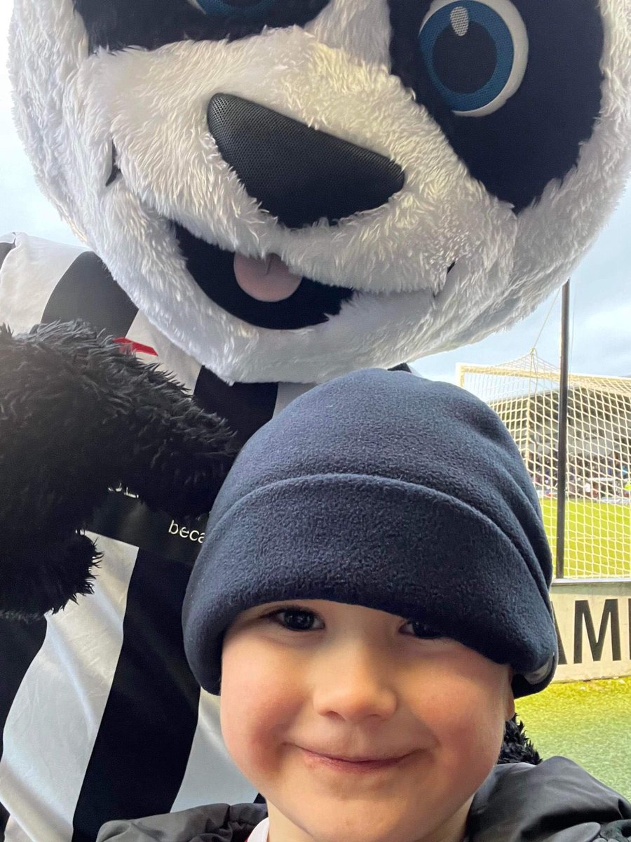 We welcomed <a href="/homestart_hsri/">HSRI</a> to the SMiSA stadium yesterday. We are delighted to have the opportunity to provide these experiences through our community season tickets funded by SMiSA members. This is what our club is all about.

<a href="/saintmirrenfc/">St Mirren FC</a>