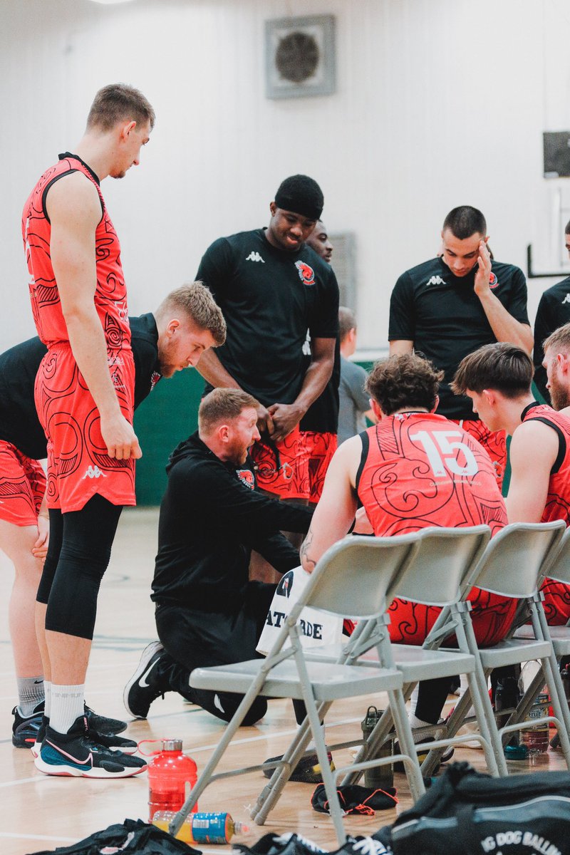 EssexRebels's tweet photo. Flicks from yesterday’s road win 🚌🏀

📸 Nick Winter

@Uni_of_Essex @elavon @NBLengland @TheGazette @BBCEssexSport 

#essexrebels #wearerebels https://t.co/Jq2l2Ju1TV