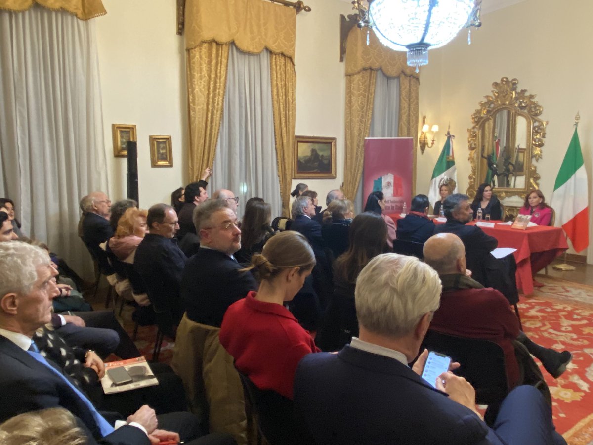 Carlos García de Alba tweet media