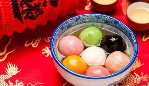 yc12_yy's tweet photo. Tangyuanyuan during the Lantern Festival, a happy life and a sweet heart. https://t.co/Uir1szJpzJ
