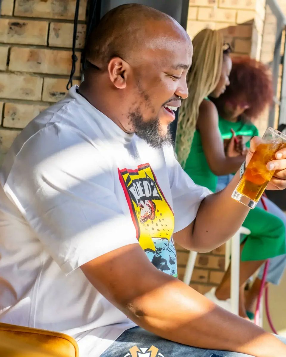 MsayiboMusic's tweet photo. African Sunset Mix 16 -Live Recording #msayibomusic #AfricanSunsetMix #House #Recordlabel #podcast #Afrohouse #Amapiano https://t.co/nHfSHePkBk