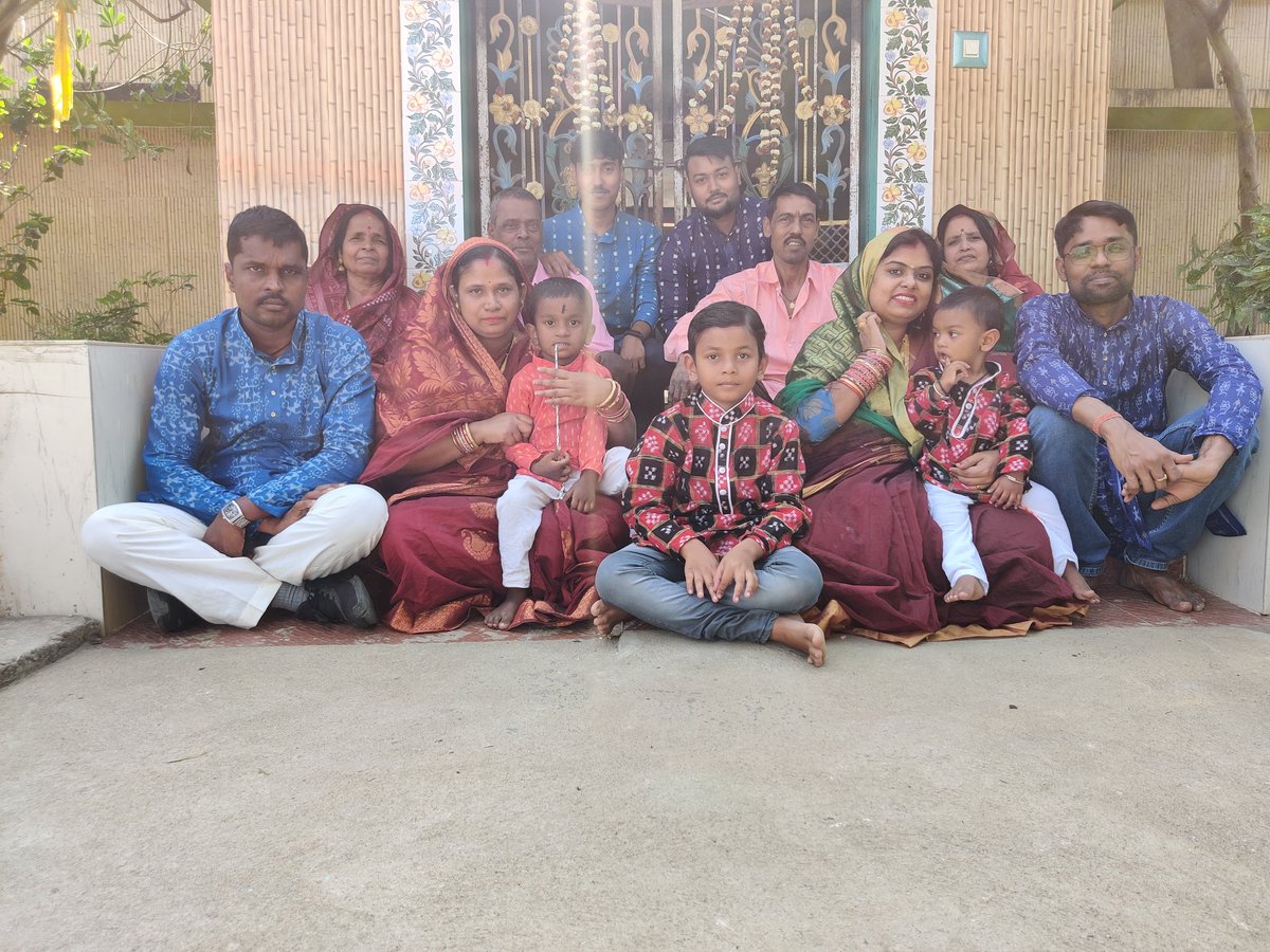 nirakarnayak15's tweet photo. ମୋ ପରିବାର https://t.co/r3CpebKSyu