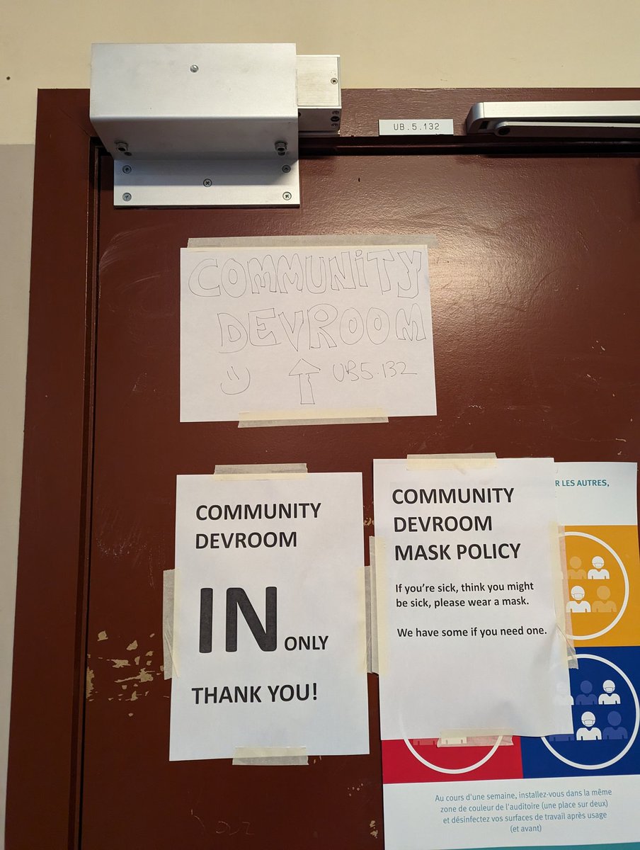 Gooood morning from The Community devroom here <a href="/fosdem/">FOSDEM @fosdem@fosstodon.org</a> we're all set up here in room UB5.132 with snacks from <a href="/RedHat/">Red Hat</a>