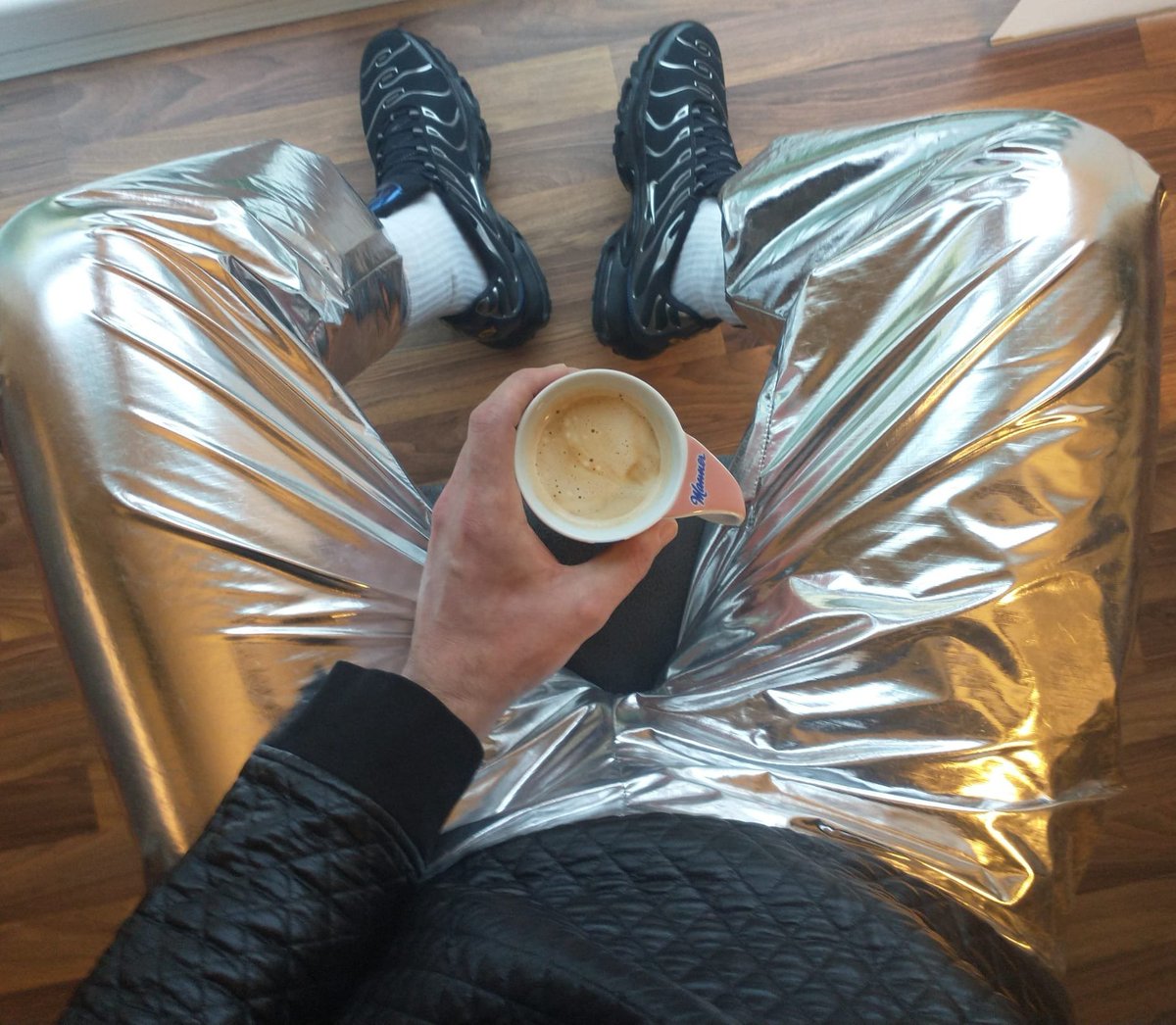 SkaterFozze's tweet photo. Good morning guys!
Sunday = Funday &amp; maybe Sniffday😈

Time for another #nomorningwithoutcoffee☕️
Today in #shiny #rodspot pants, pu sweat &amp; #niketn😉

Are u in #shinygear too?

#skaterfozze #gaynike #gayfetish #gearfetish #gooning #gooner #teamshiny #poppers #scally #chav #proll https://t.co/3Wzs9Lq1ga
