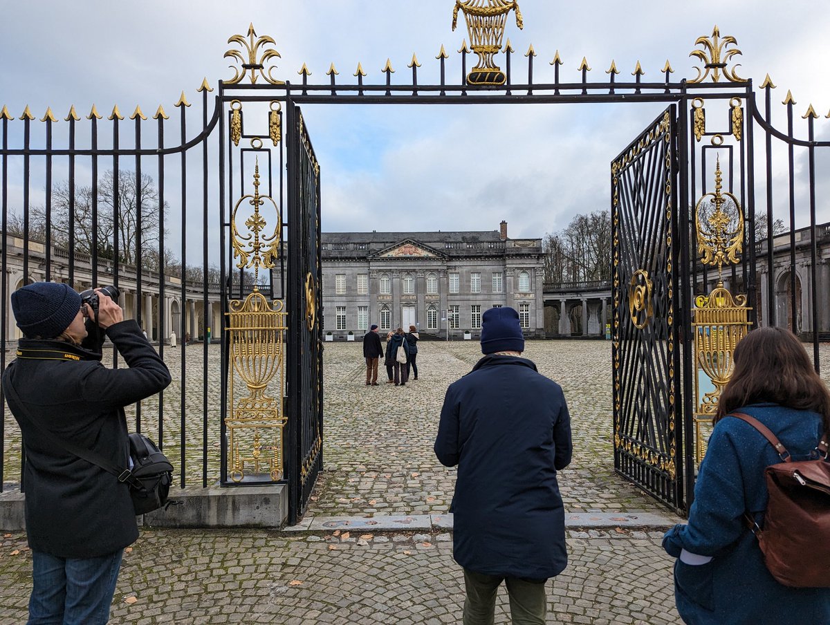 St_Hoppe's tweet photo. Wir haben viel sehen und diskutieren können. Das Wetter war gestern zwar etwas herausfordernd. Aber wir waren in guter Stimmung #PALAMUSTO #kunstgeschichte https://t.co/roLQpVaykm