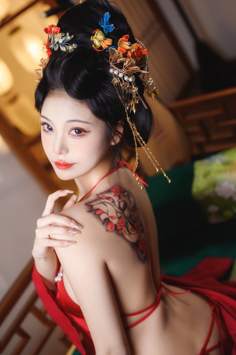 “听说皇上的宠妃是狐狸变的...” https://t.co/JpD6n7gNjJ