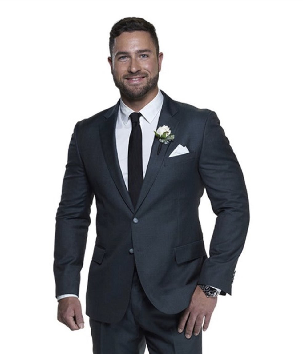 pjk27779's tweet photo. Money on these two douche canoes find each other and cheat #MAFSAU #MAFS https://t.co/cbXgYvAdYL