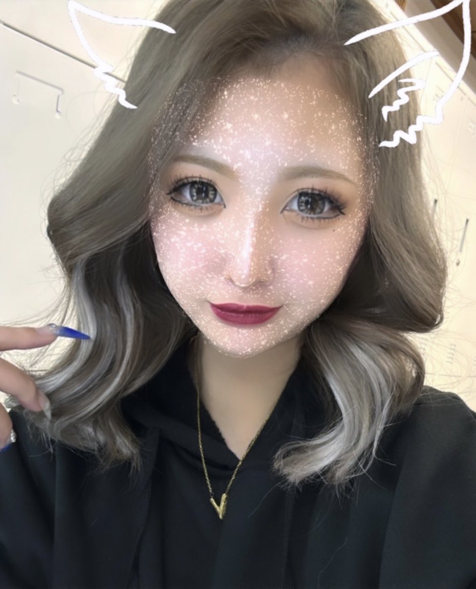 xxx__52's tweet photo. ･

今日はmy birthday🎂🤍

22歳になりました😆
お祝いしてくれたりプレゼント用意してくれたり、メッセージくれたりと
ありがとうございます😭💧
周りの人達に恵まれたなぁと思います💙

22歳まだまだいきまっせ〜🥂✨ https://t.co/4S7fU6ILZk