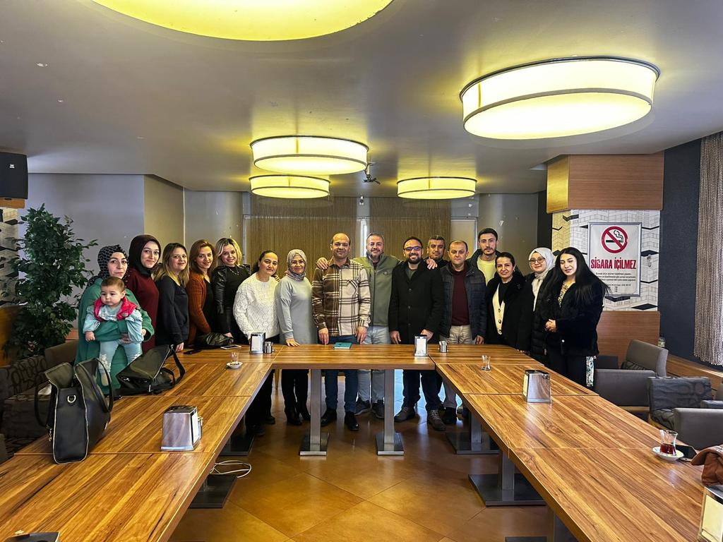 Kadro Şöleninde  Niğde Aile Sağlığı Çalışanları ekibimiz bir araya geldi
.
 Artık vakit birlik olma zamanı!

#AileSağlıÇalışanlarıBirlikte