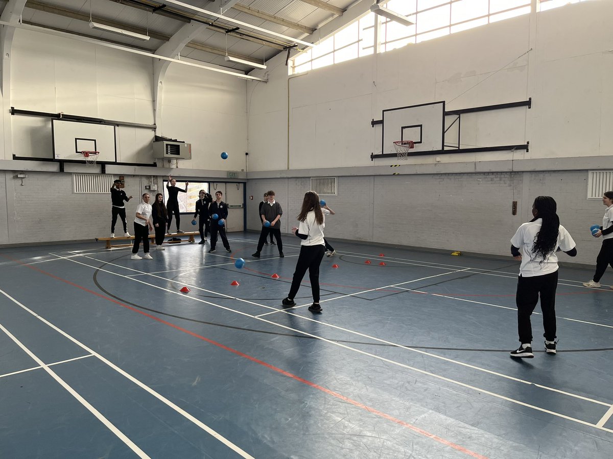WHS_PEDept's tweet photo. 10S and 10T Side Triple Science Denchball Tournament
Dodgeball x Benchball = Denchball
#WeAreWoodcote #ASPIRE #COREPE https://t.co/T1H7G5nnuV