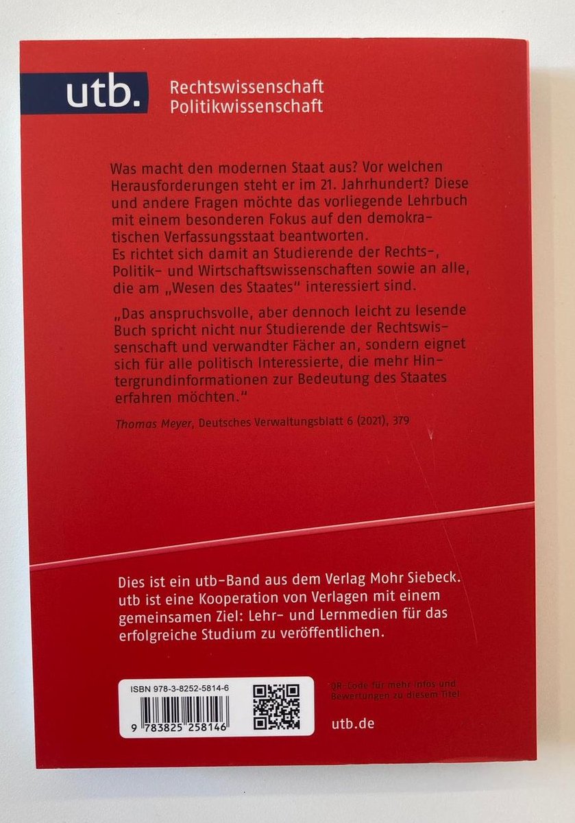 #coronaverlosung 600: Zum Jubiläum werfe ich ein signiertes Exemplar meiner Allgemeinen Staatslehre (<a href="/utb_stuttgart/">UTB Verlag</a>, <a href="/mohr_recht/">Mohr Siebeck Recht</a>) in den Topf. Teilnahme per RETWEET, Verlosung am Montag Abend. Viel Glück! 🙂